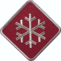 Schneeflocke-Winter-Wintersport Aufnäher von Club of Heroes. Rot