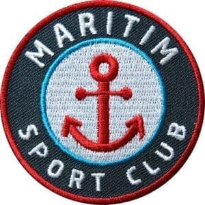 Grau Anker-Maritim-Meer-Wassersport Aufnäher von Club of Heroes. Hochwertig gestickte Patches wie Aufbügler Bügelbilder Bügelflicken zur Veredelung von Textilien, zum Aufbügeln oder Aufnähen auf Jacken, Kleidung. IM COH Patch-Shop.