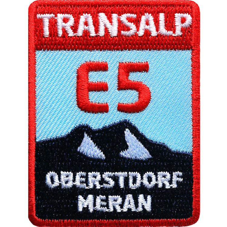 E5 Oberstdorf Meran Alpencross 44 x 58 mm - Aufbügler (rot-blau)